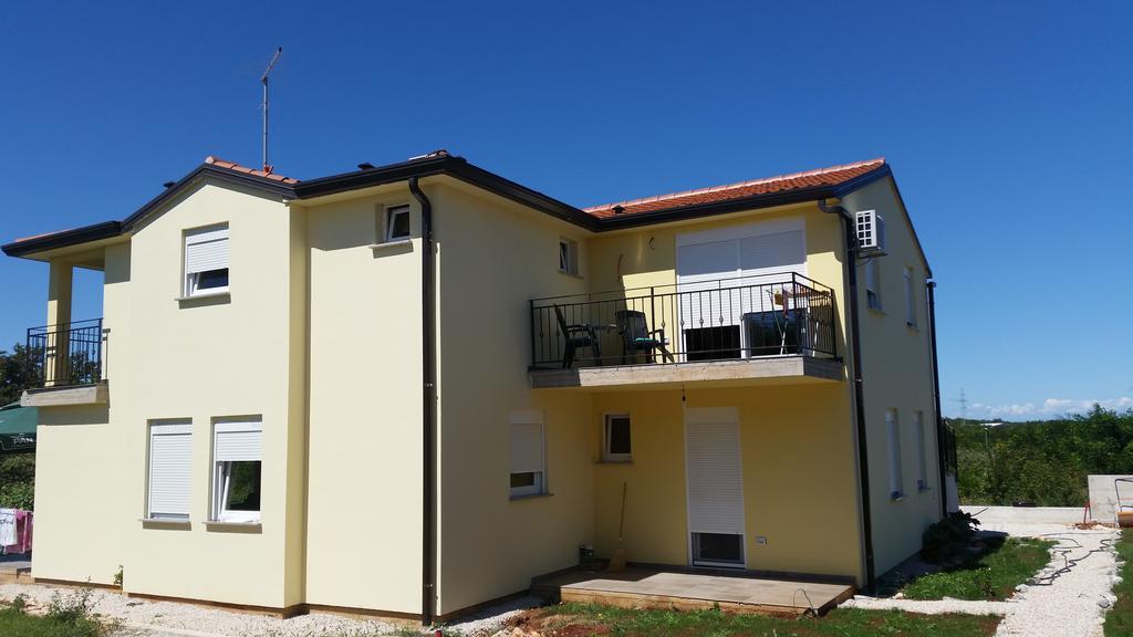 Apartment Adriatic Умаг Екстериор снимка