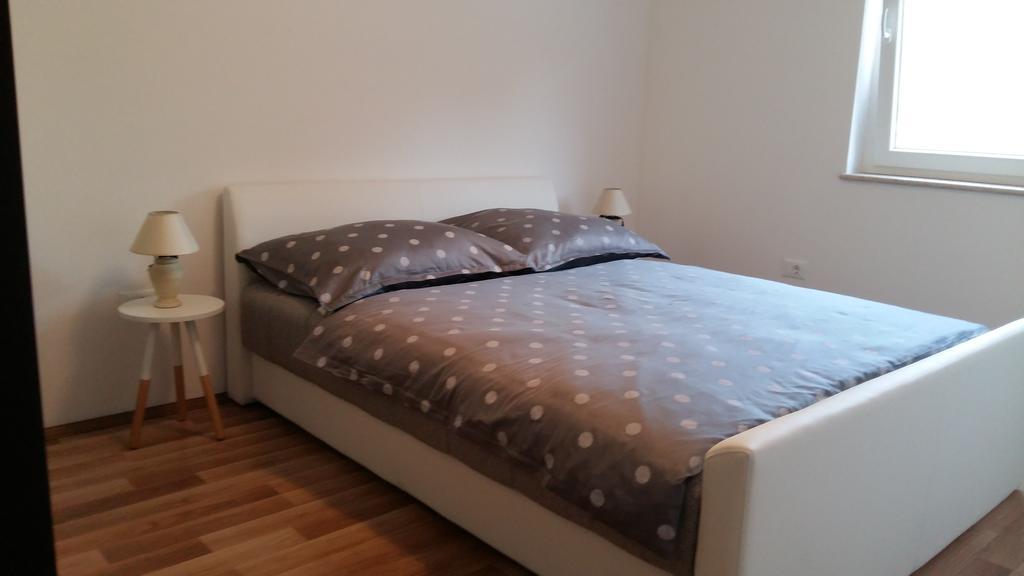 Apartment Adriatic Умаг Екстериор снимка