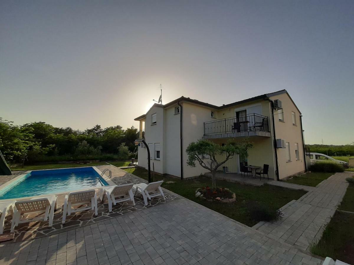 Apartment Adriatic Умаг Екстериор снимка